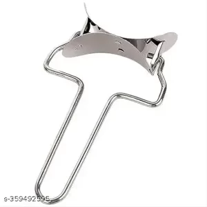 SMARTZONE Stainless Steel Puri Cutter Roller Machine with Handle for Home Baking Tools for Women,Dough Circle Roller Cutter for Kitchen,poori Cutter Roller (Silver/1 pcs)