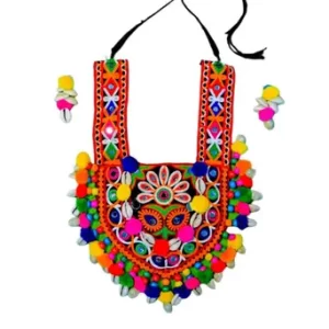LONG KUTCHI WORK NECKPIECE – PAAN SHAPE