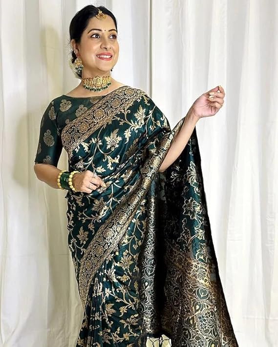 61rrehJaL+L._SX569_ Kanjivaram