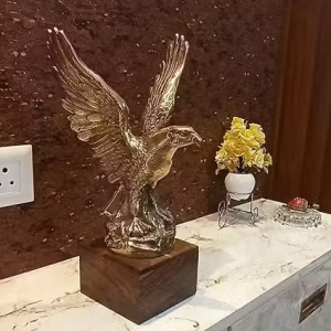 Vintagious Metal Flying Eagle with Base Showpiece Decorative Statue Antique Showpiece Memento Trophy Award, Gift Item,Vastu Strength