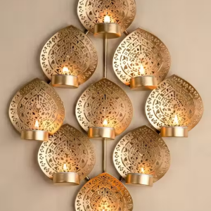 Rustic Leaf Glow: Handcrafted Iron Tealight Holder Wall Decor