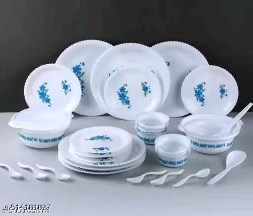 pixel_art_small - 2026-01-05T171316.821 Plastic Unbre Designed Dinner Set